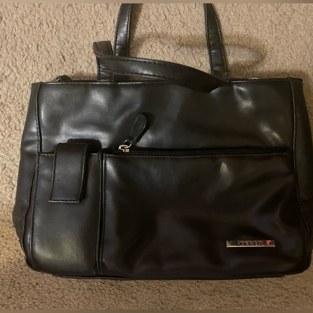 Palio Black Faux Leather purse with multiple pockets.  Approx 11” x 7”